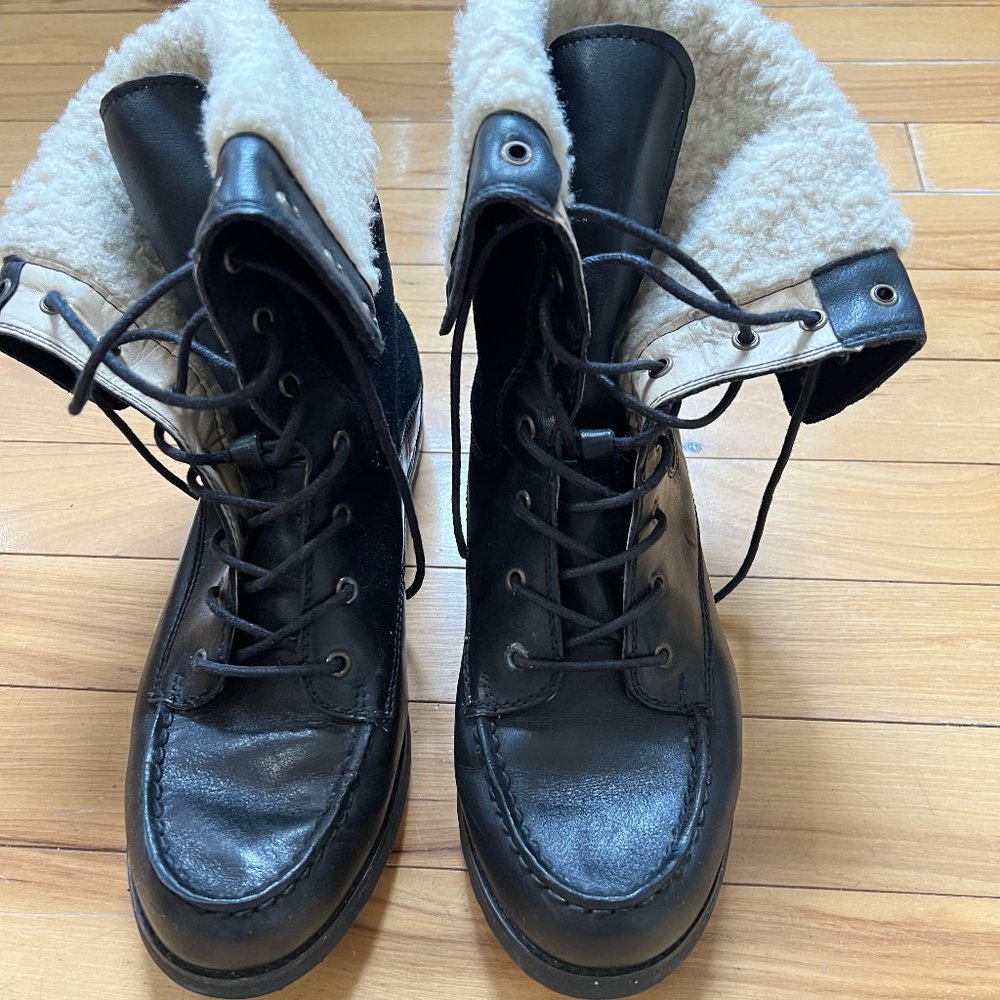 G.H. Bass & Co. Women's Leather Sherpa Boots size 7